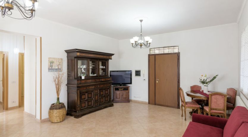 Photo of Lungo l'Ardeatina