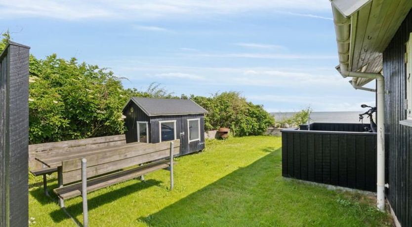 Photo of "Ofrath" - 5m from the sea