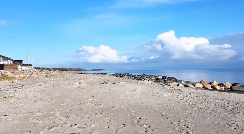 Photo of "Ofrath" - 5m from the sea