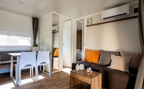 Photo of Cosy Unique 6 Apartment 6