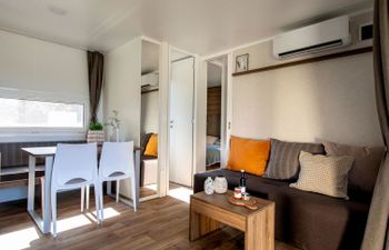 Cosy Unique 6 Apartment 6 Holiday Home