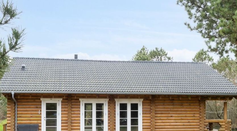 Photo of "Luzy" - 1km from the sea