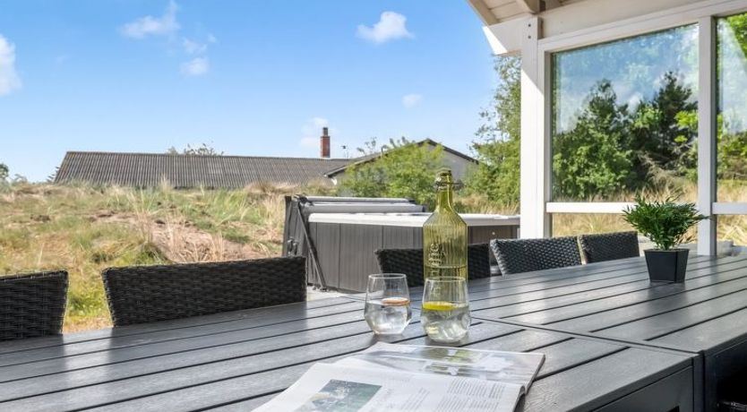 Photo of "Jeldrik" - 1.5km from the sea