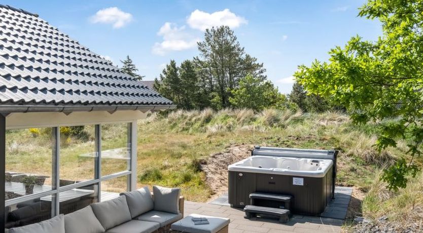 Photo of "Jeldrik" - 1.5km from the sea