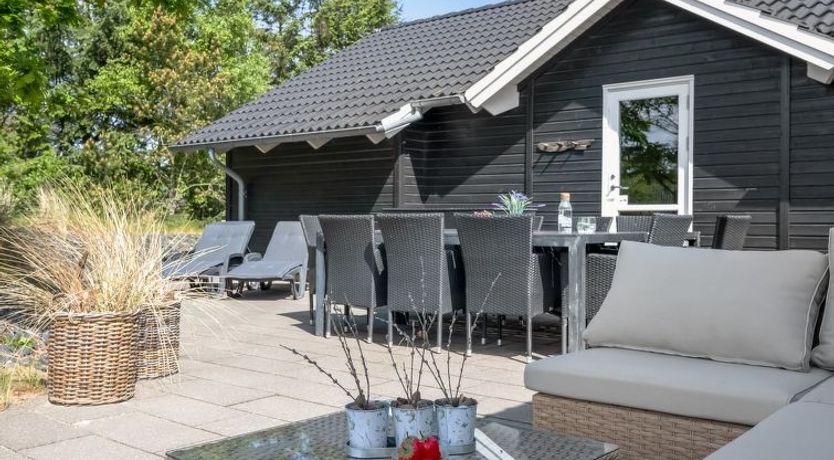 Photo of "Jeldrik" - 1.5km from the sea