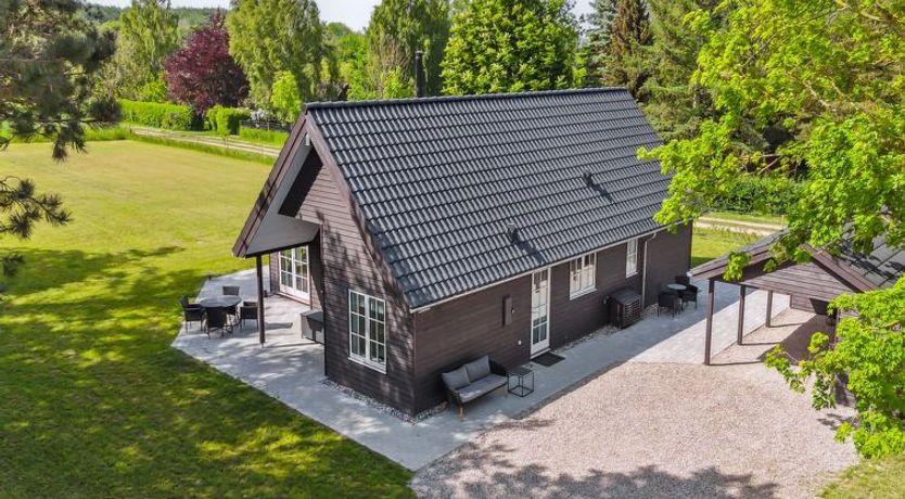 Photo of "Emmalina" - 1.3km from the sea