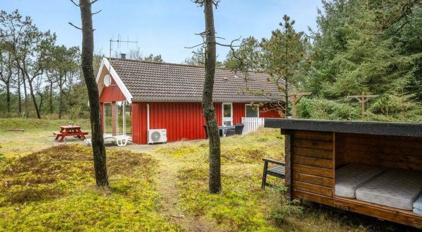 Photo of "Tove" - 1.5km from the sea