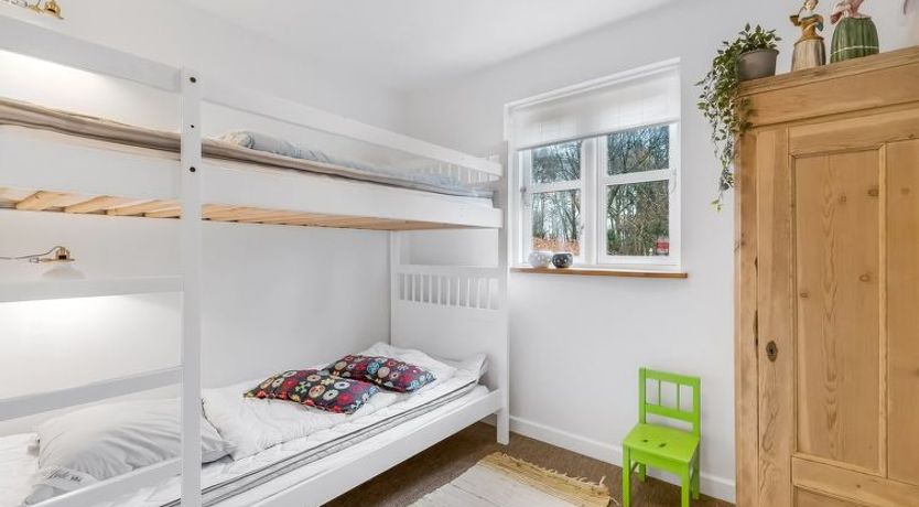 Photo of "Mandana" - 10km to the fjord