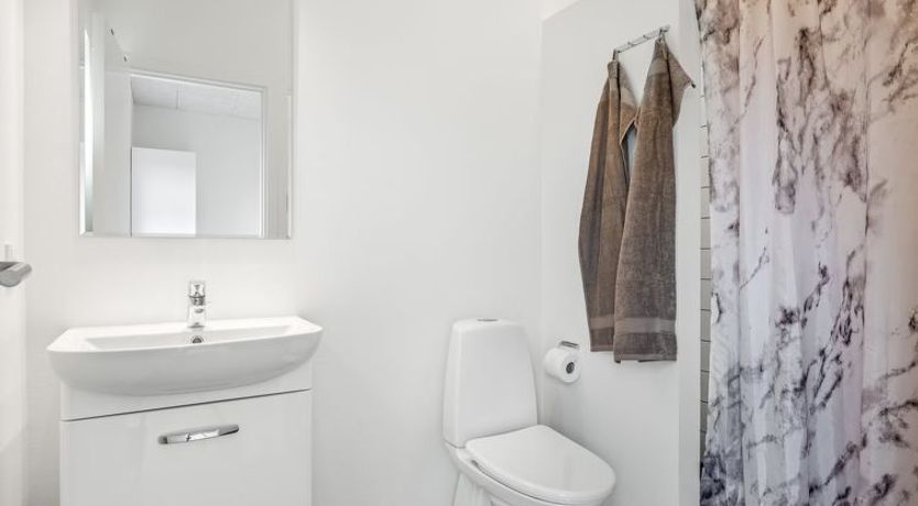 Photo of "Clarabelle" - 1.2km from the sea