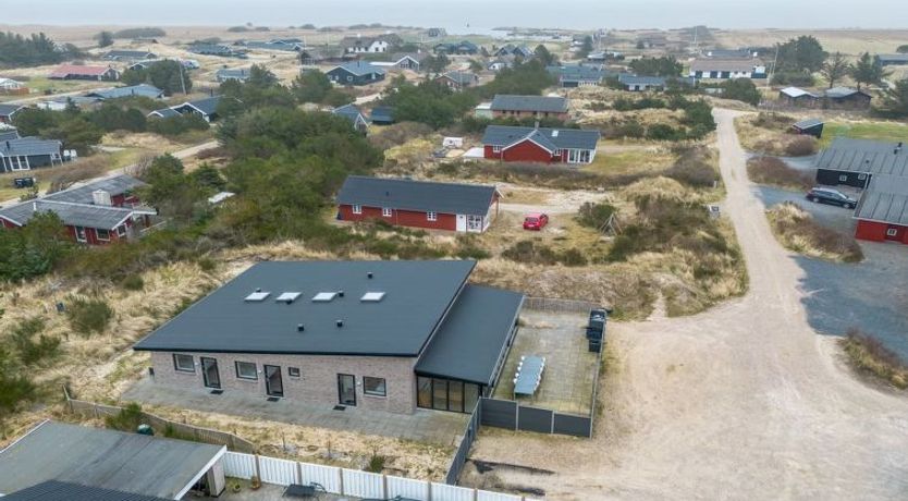 Photo of "Clarabelle" - 1.2km from the sea