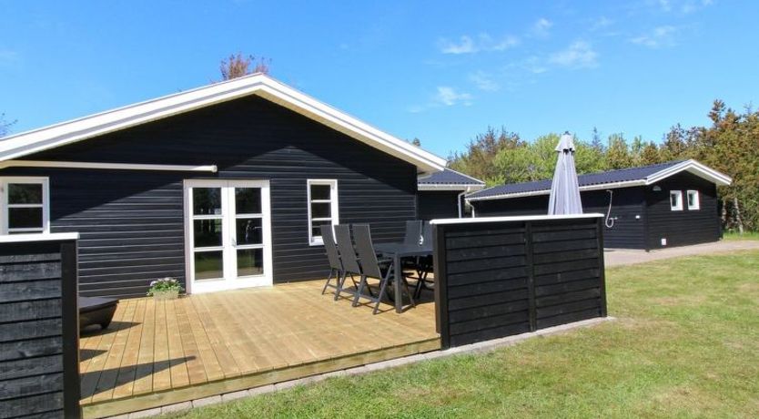 Photo of "Hillmari" - 200m from the sea