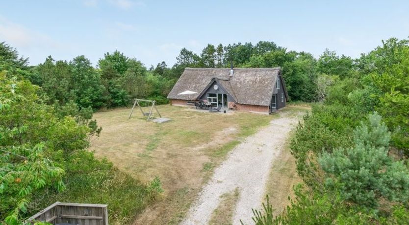 Photo of "Tabithe" - 2.2km from the sea