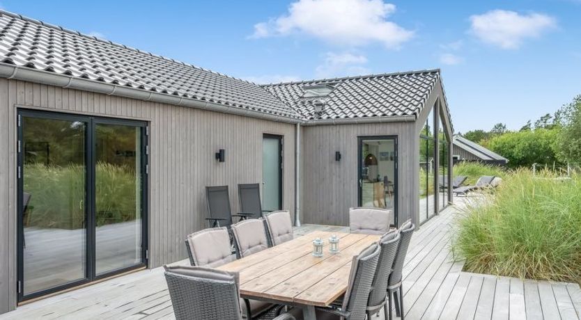 Photo of "Antonette" - 1.8km from the sea