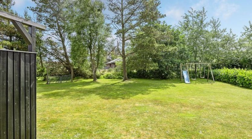 Photo of "Ragnborg" - 900m from the sea