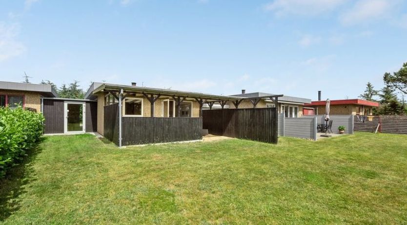 Photo of "Ragnborg" - 900m from the sea