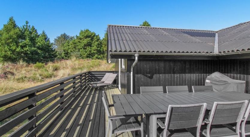 Photo of "Ilsi" - 1.5km from the sea