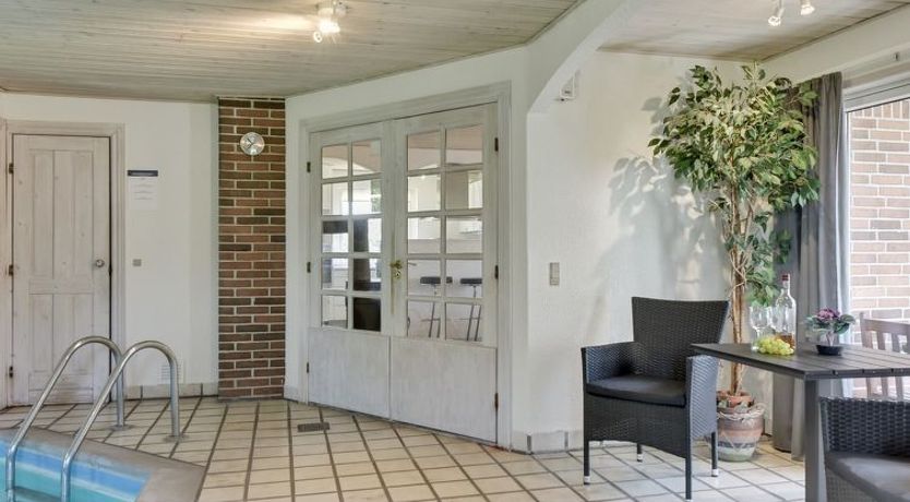 Photo of "Ameline" - 500m to the fjord