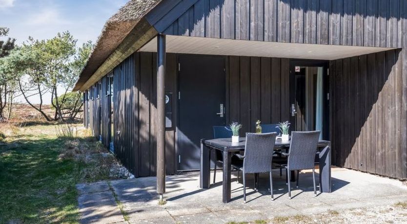 Photo of "Erika" - 900m from the sea