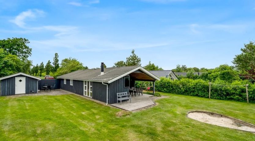 Photo of "Åsa" - 500m to the fjord