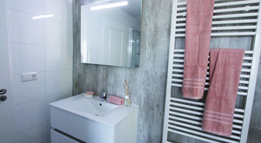 Photo of Veranda 4 Holiday Home 10