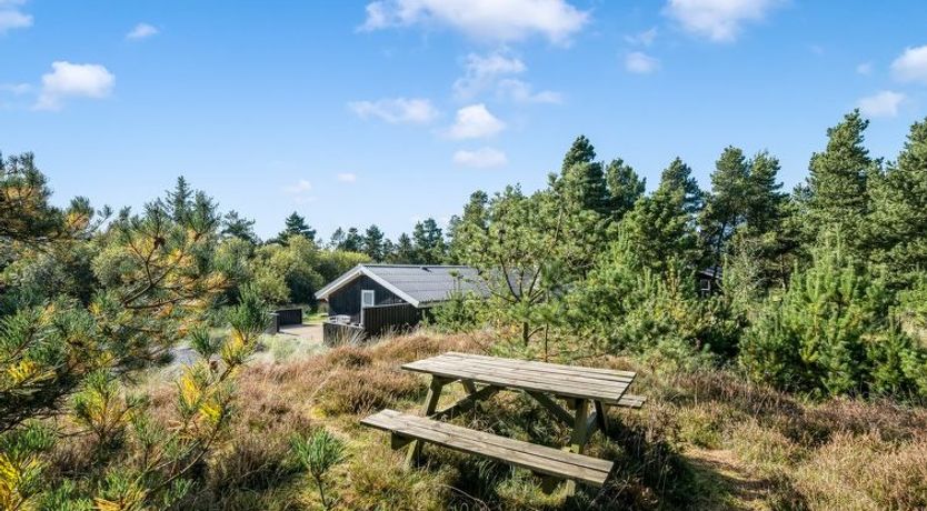 Photo of "Eirik" - 2.5km from the sea