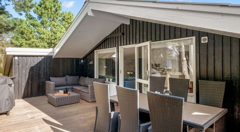 Photo of "Eirik" - 2.5km from the sea