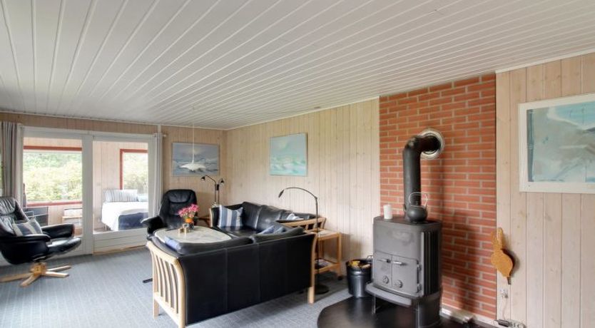 Photo of "Kastehelmi" - 400m from the sea