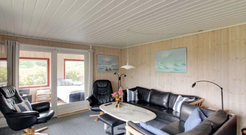 Photo of "Kastehelmi" - 400m from the sea