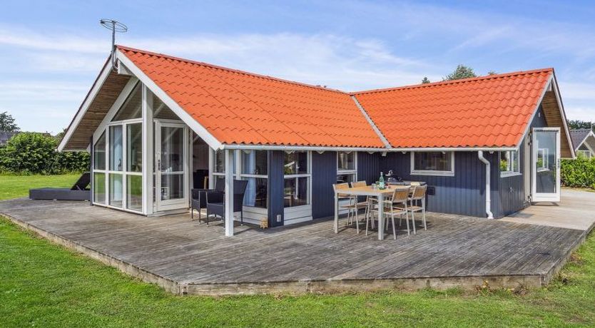 Photo of "Aarne" - 300m from the sea