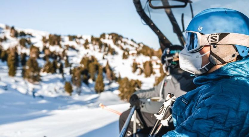 Photo of für bis zu 8 Personen + Hot Tub Apartment 9