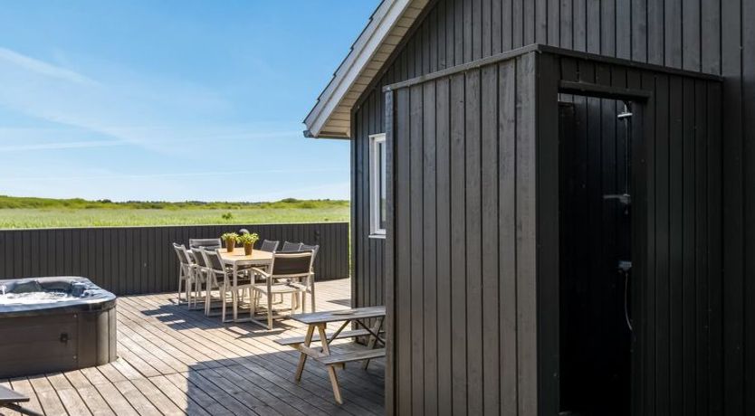 Photo of "Jonna" - 700m from the sea