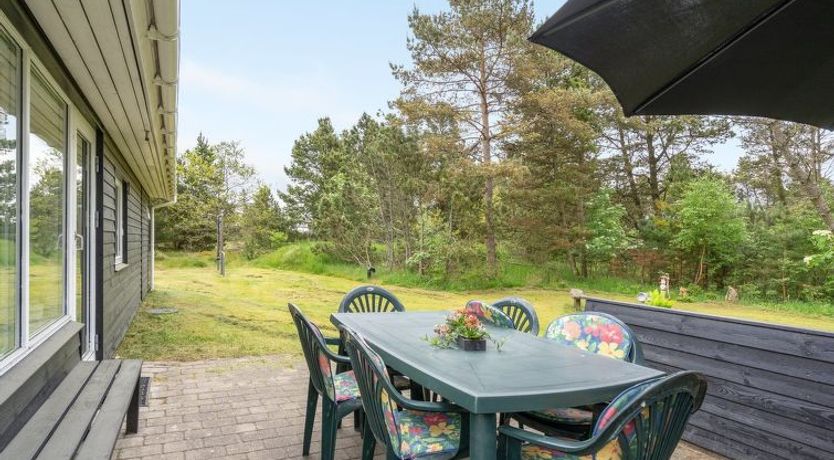 Photo of "Hildulf" - 2km from the sea