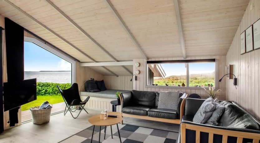 Photo of "Holmwith" - 50m from the sea