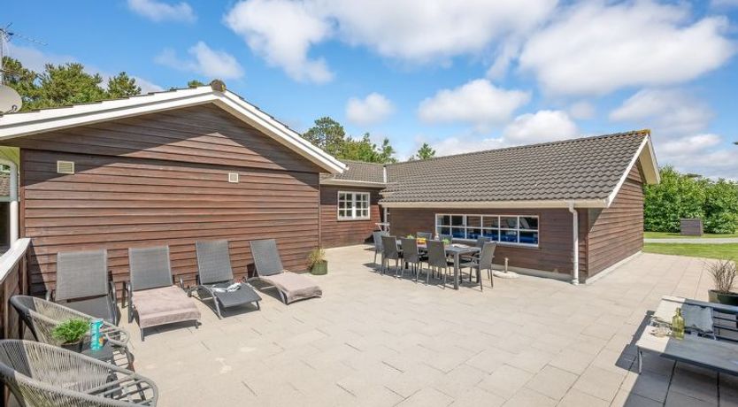 Photo of "Holga" - 400m from the sea