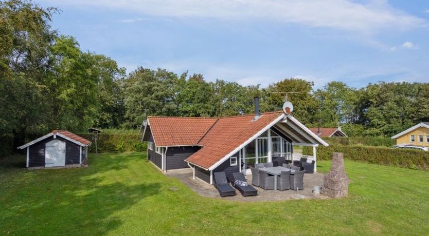 Photo of "Frosina" - 300m from the sea