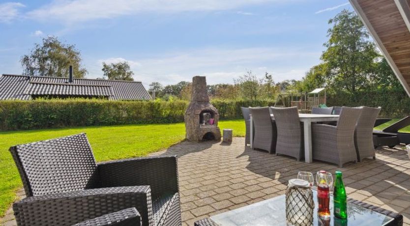 Photo of "Frosina" - 300m from the sea