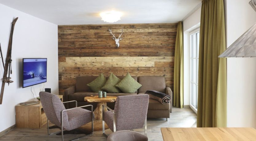 Photo of Superior # 302 für bis 6 Personen Apartment 28