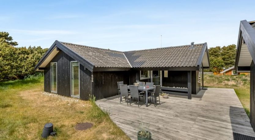 Photo of "Ubbe" - 800m from the sea