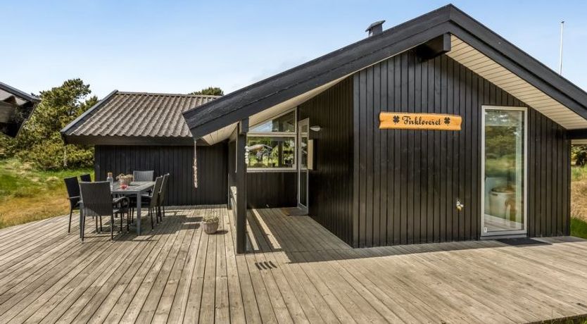 Photo of "Ubbe" - 800m from the sea