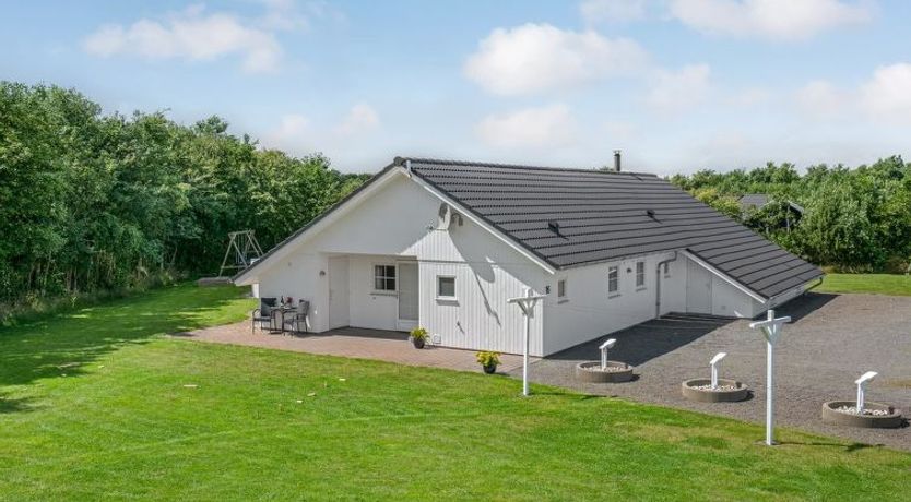 Photo of "Munder" - 1.2km to the fjord