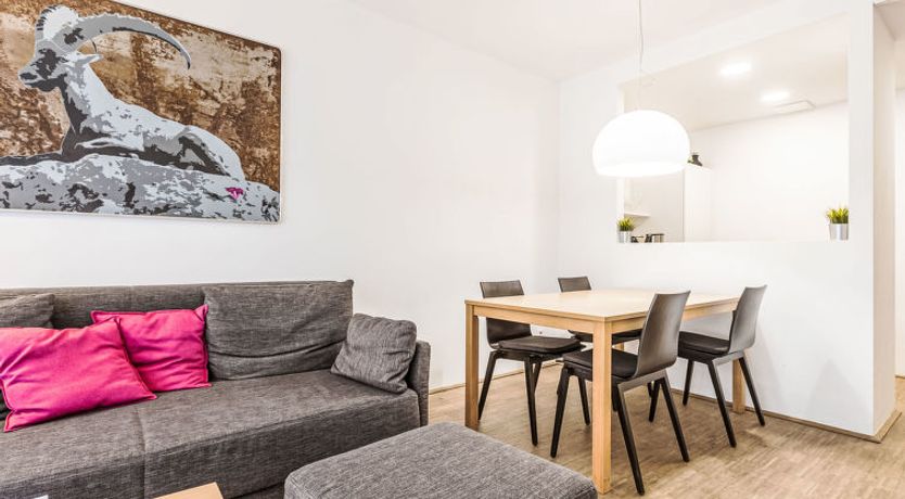 Photo of mit 1 Schlafzimmer & Saunabereich Apartment 15