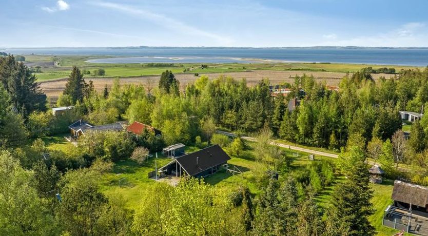 Photo of "Niesina" - 600m to the fjord