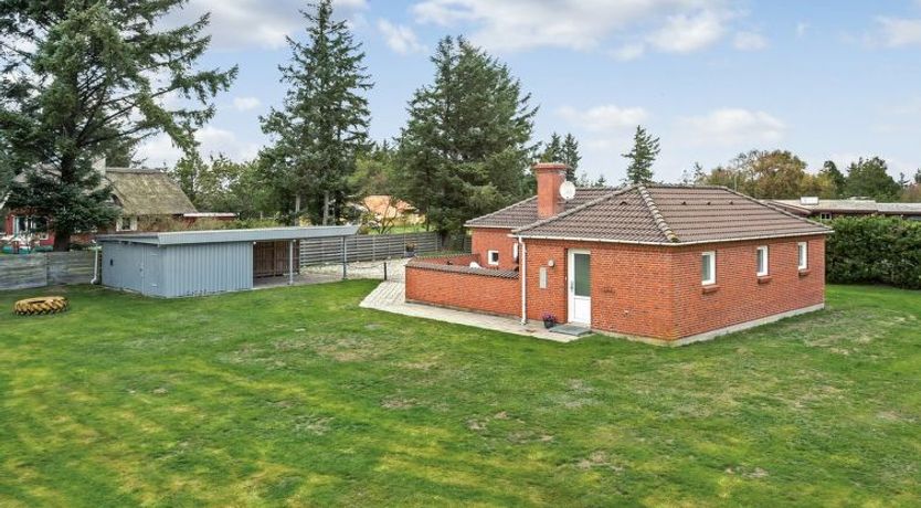 Photo of "Pernilla" - 2km from the sea