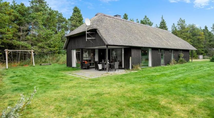 Photo of "Dix" - 900m from the sea