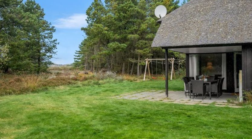 Photo of "Dix" - 900m from the sea