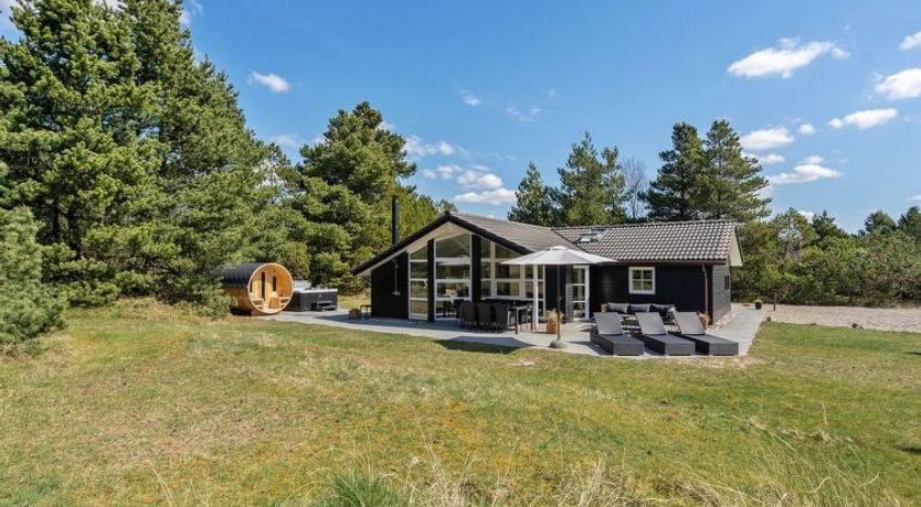 Photo of "Edeltraut" - 900m from the sea