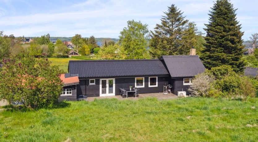 Photo of "Sölvy" - 300m from the sea