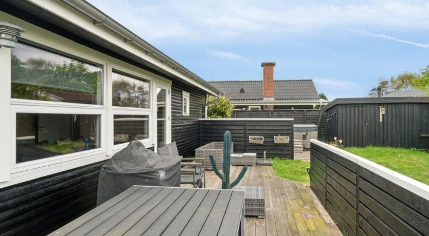 Photo of "Ritha" - 175m from the sea