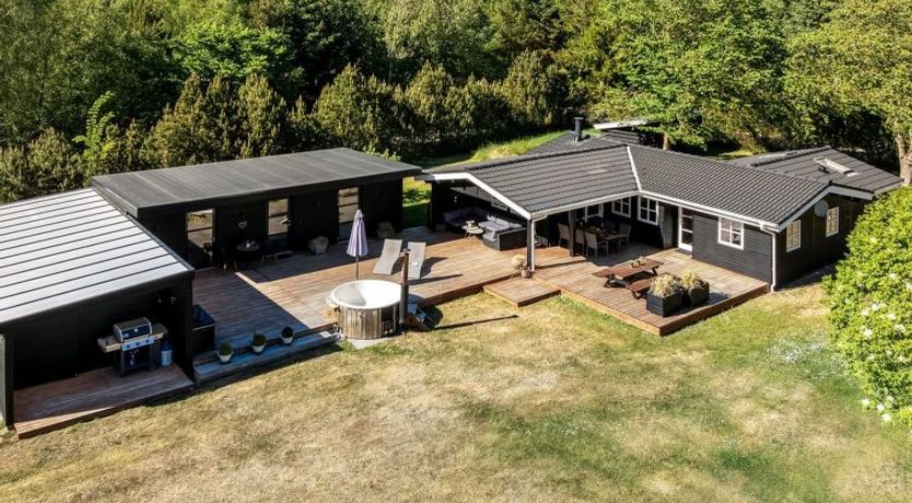 Photo of "Gudni" - 200m to the fjord