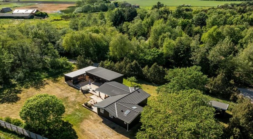 Photo of "Gudni" - 200m to the fjord